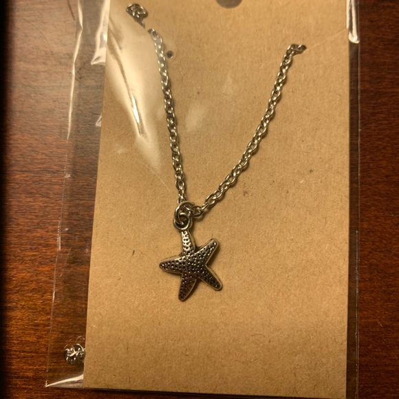 Silver Tone Beach Shell Starfish Sand Dollar Charm - Picture 5 of 8